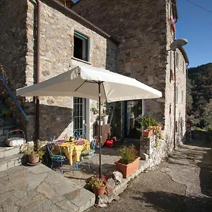 Chezcatherine Sarzana