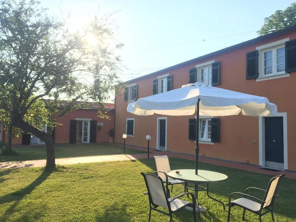 Casali Romei Sarzana 0*,